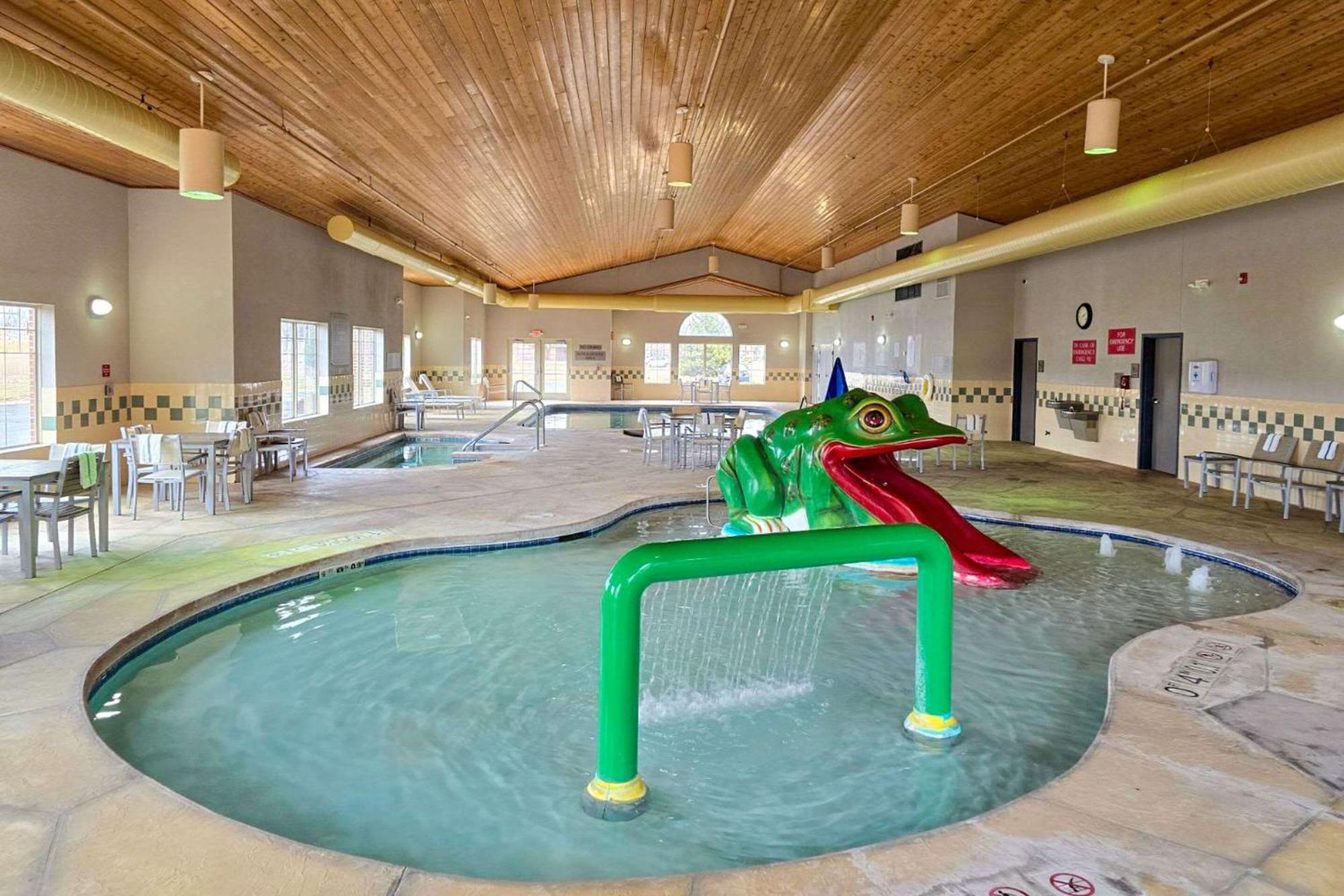 Country Inn & Suites By Radisson, Green Bay East, Wi מראה חיצוני תמונה