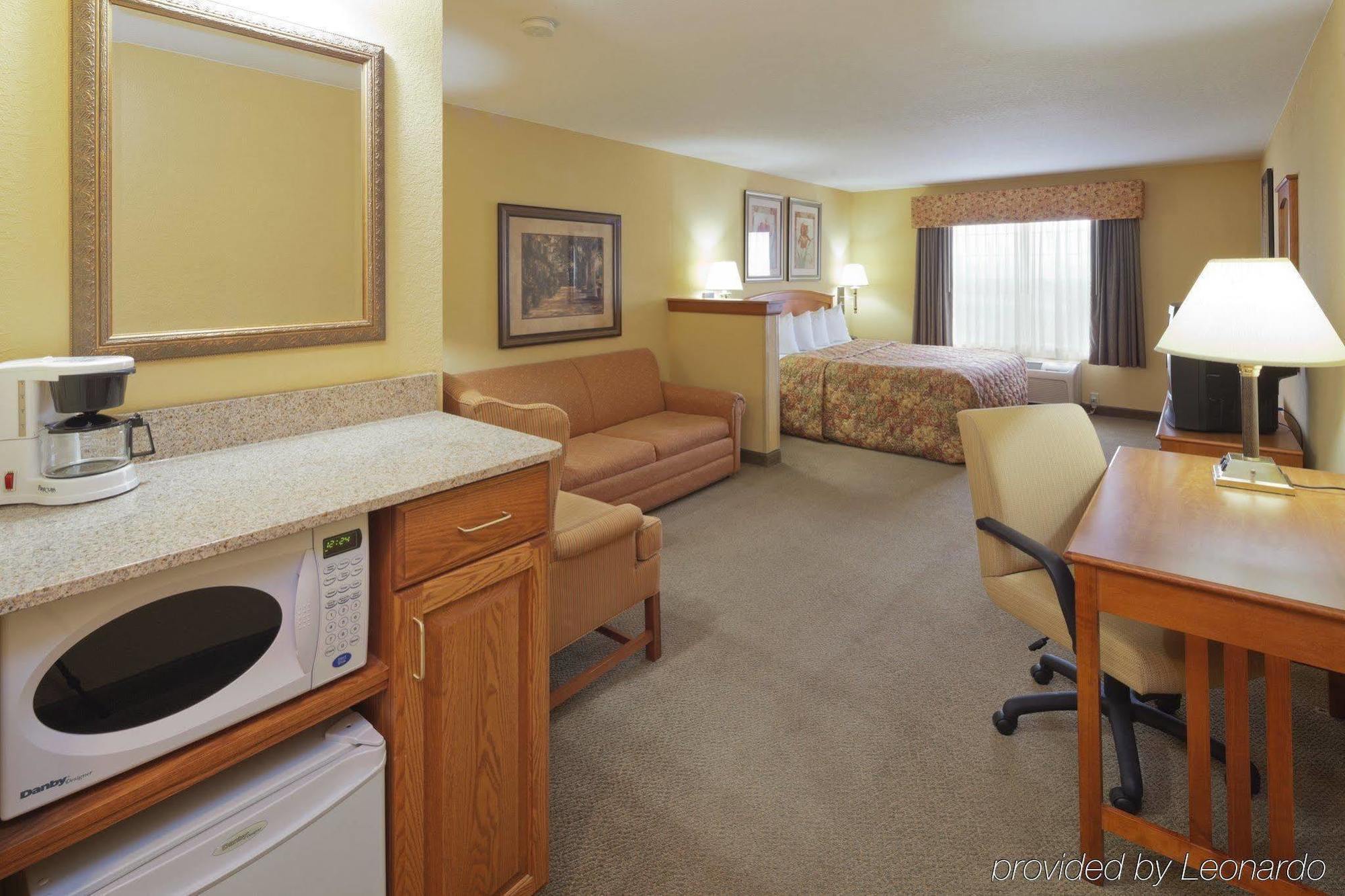 Country Inn & Suites By Radisson, Green Bay East, Wi מראה חיצוני תמונה