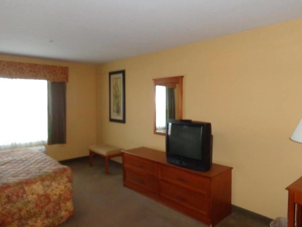 Country Inn & Suites By Radisson, Green Bay East, Wi מראה חיצוני תמונה
