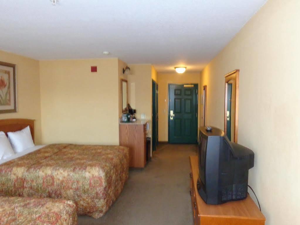 Country Inn & Suites By Radisson, Green Bay East, Wi מראה חיצוני תמונה