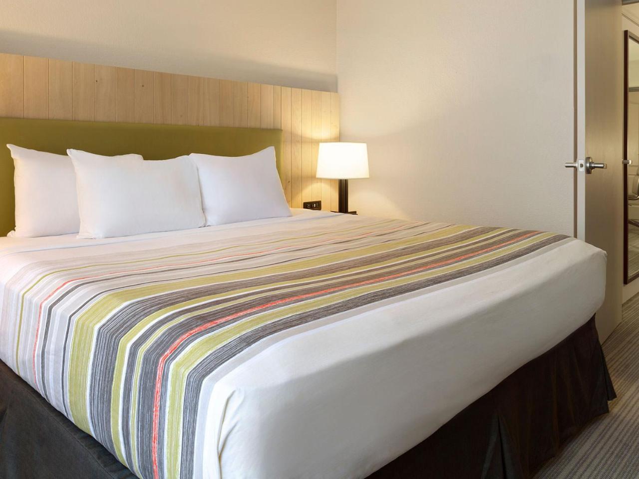 Country Inn & Suites By Radisson, Green Bay East, Wi מראה חיצוני תמונה